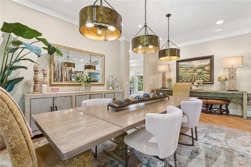 38144 Silver Fox Court