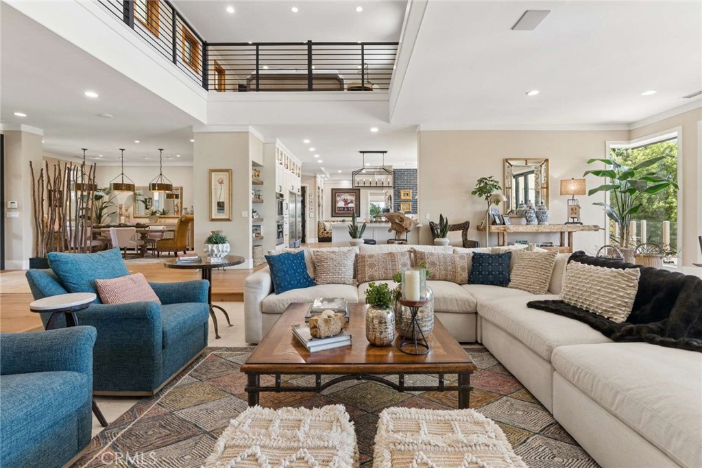 38144 Silver Fox Court