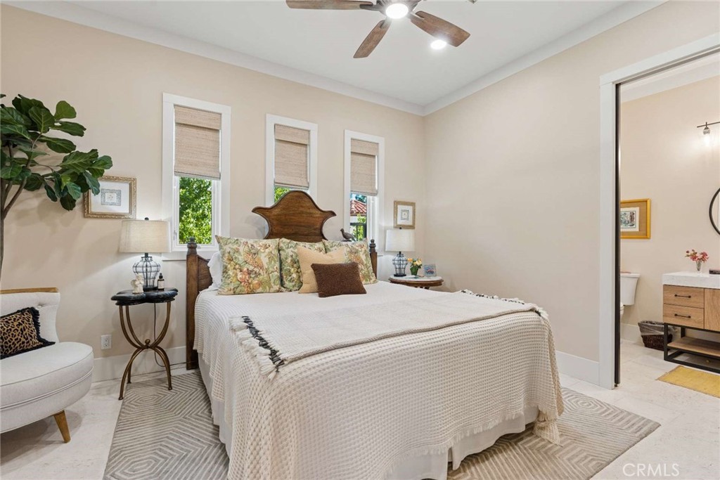 38144 Silver Fox Court