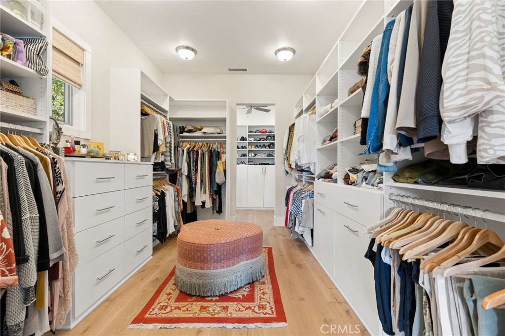 38144 Silver Fox Court