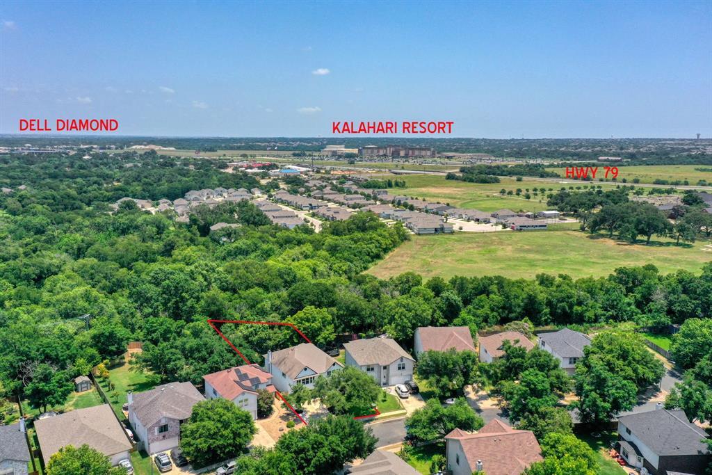 1609 Balsam WAY