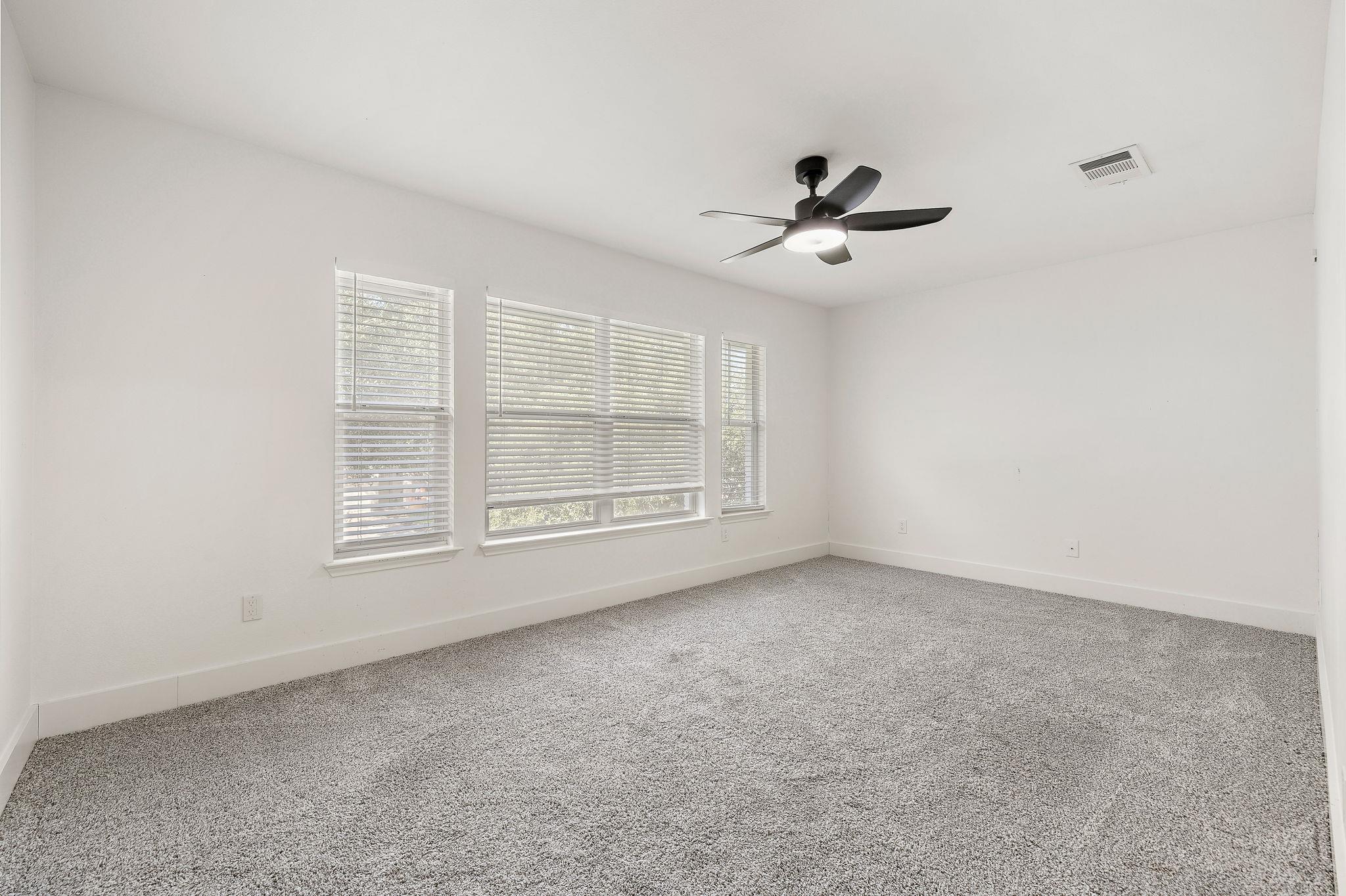 1609 Balsam WAY