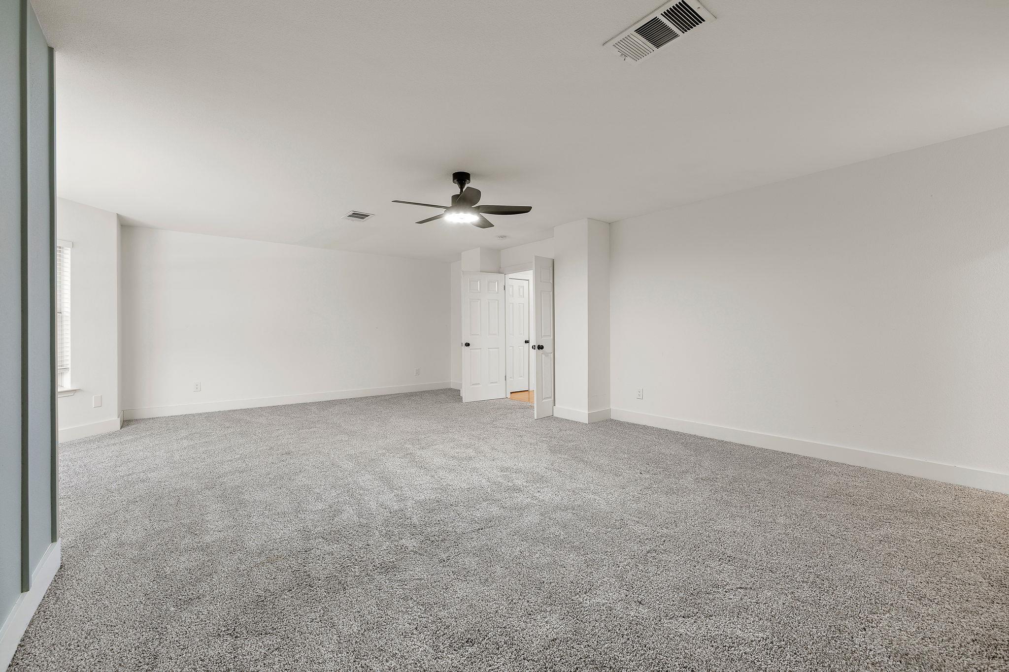 1609 Balsam WAY