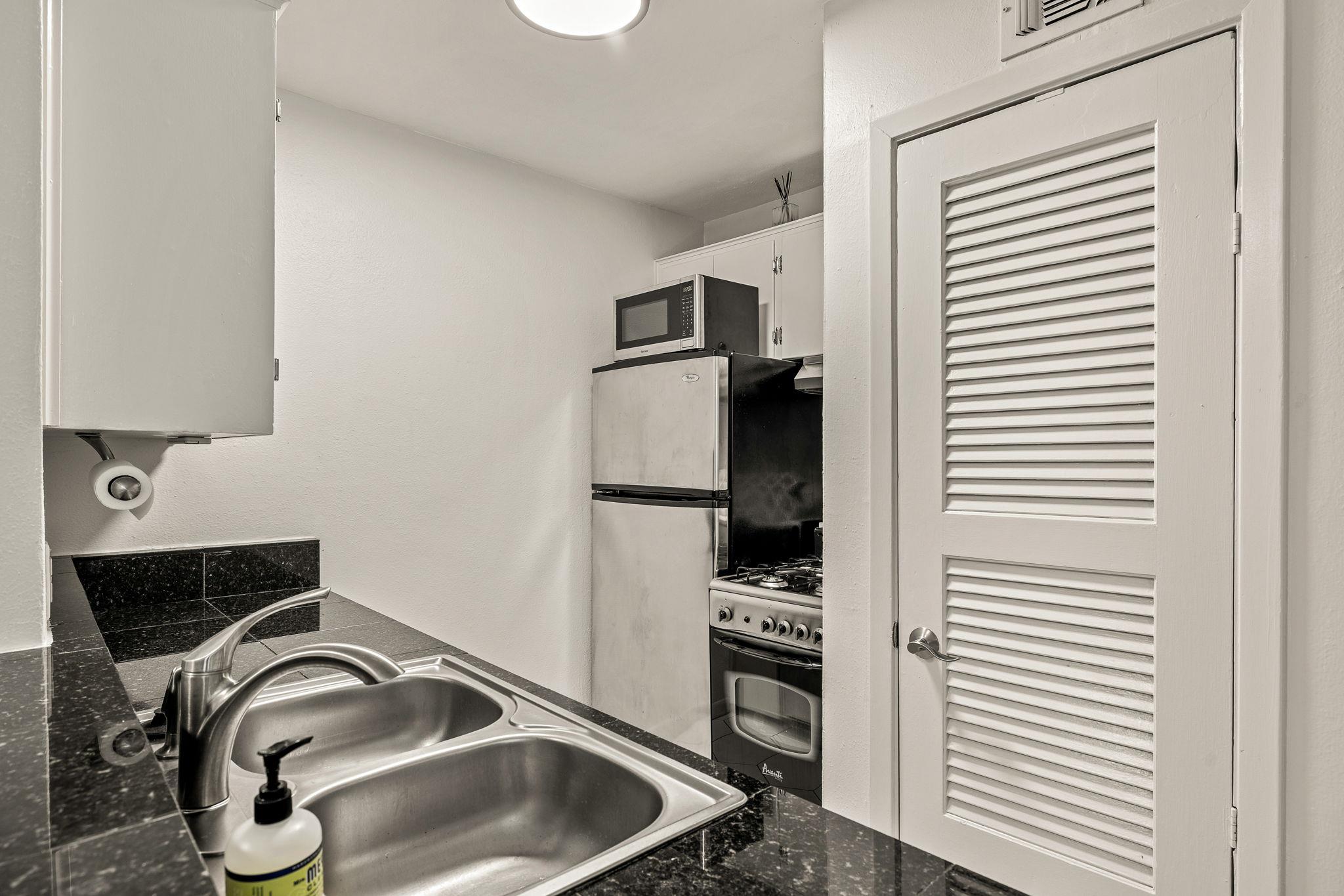 4306 Avenue A # 105