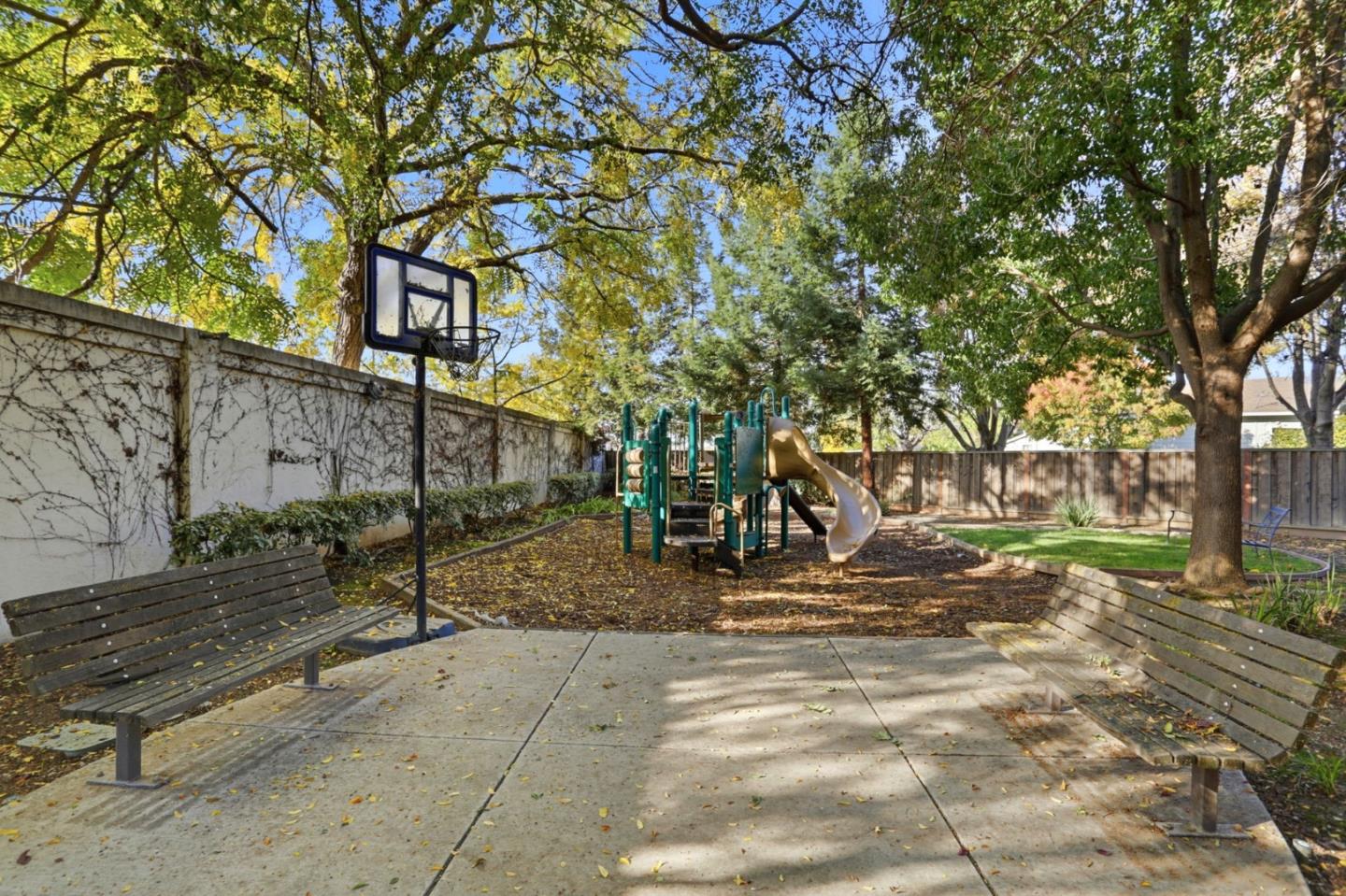 652 Harrison Terrace