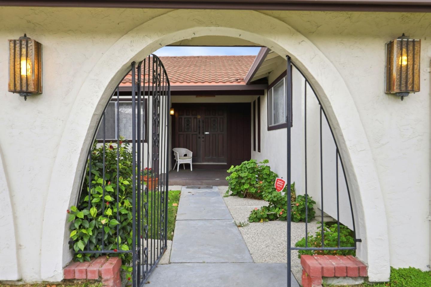 2706 Pruneridge Avenue