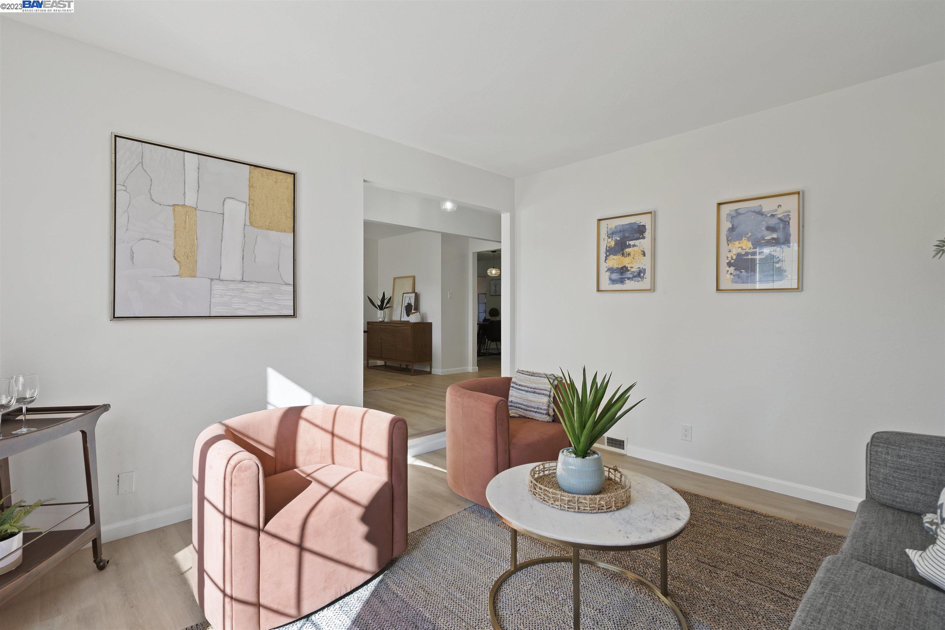 1283 Stephanie Ct