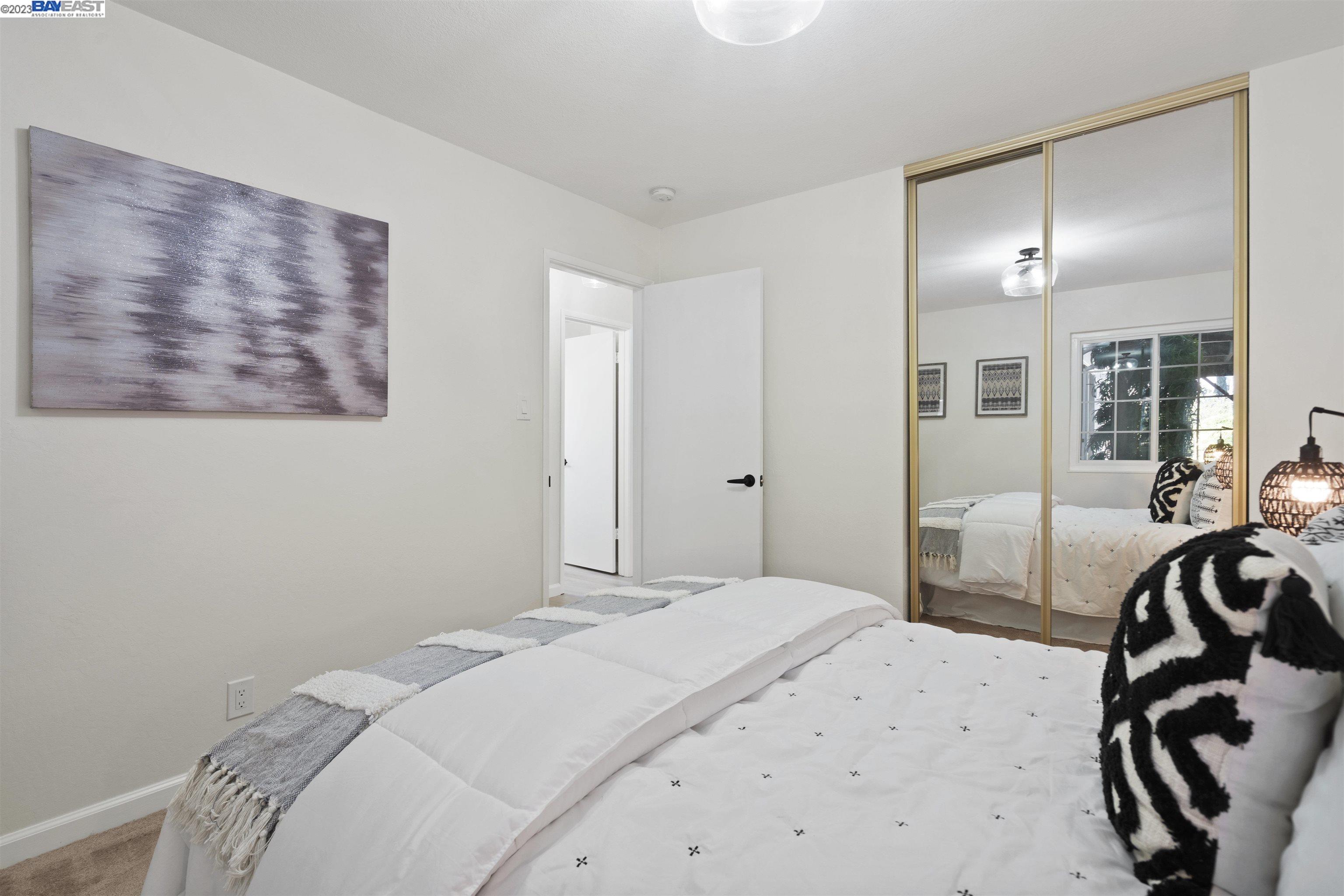 1283 Stephanie Ct