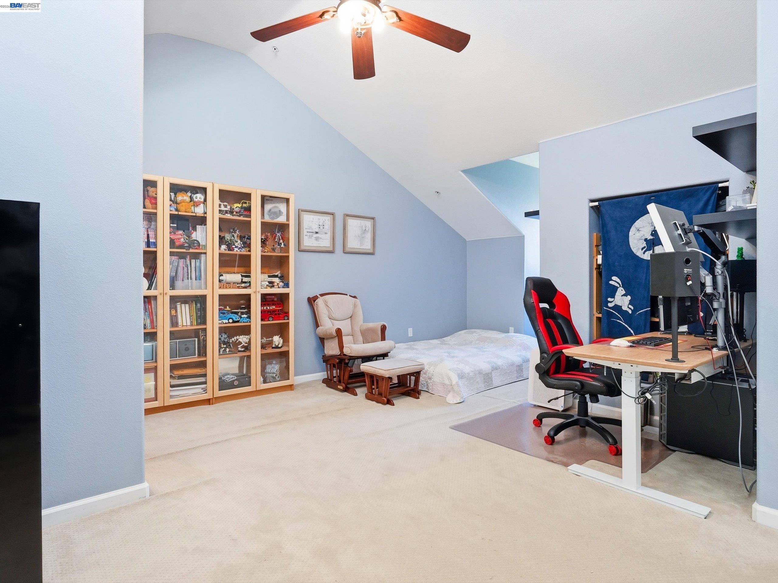 3760 Central Pkwy