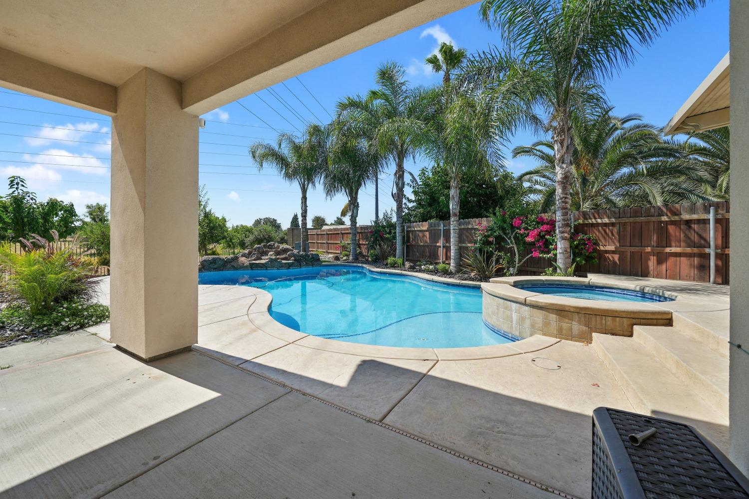 5032 Earlcort Circle