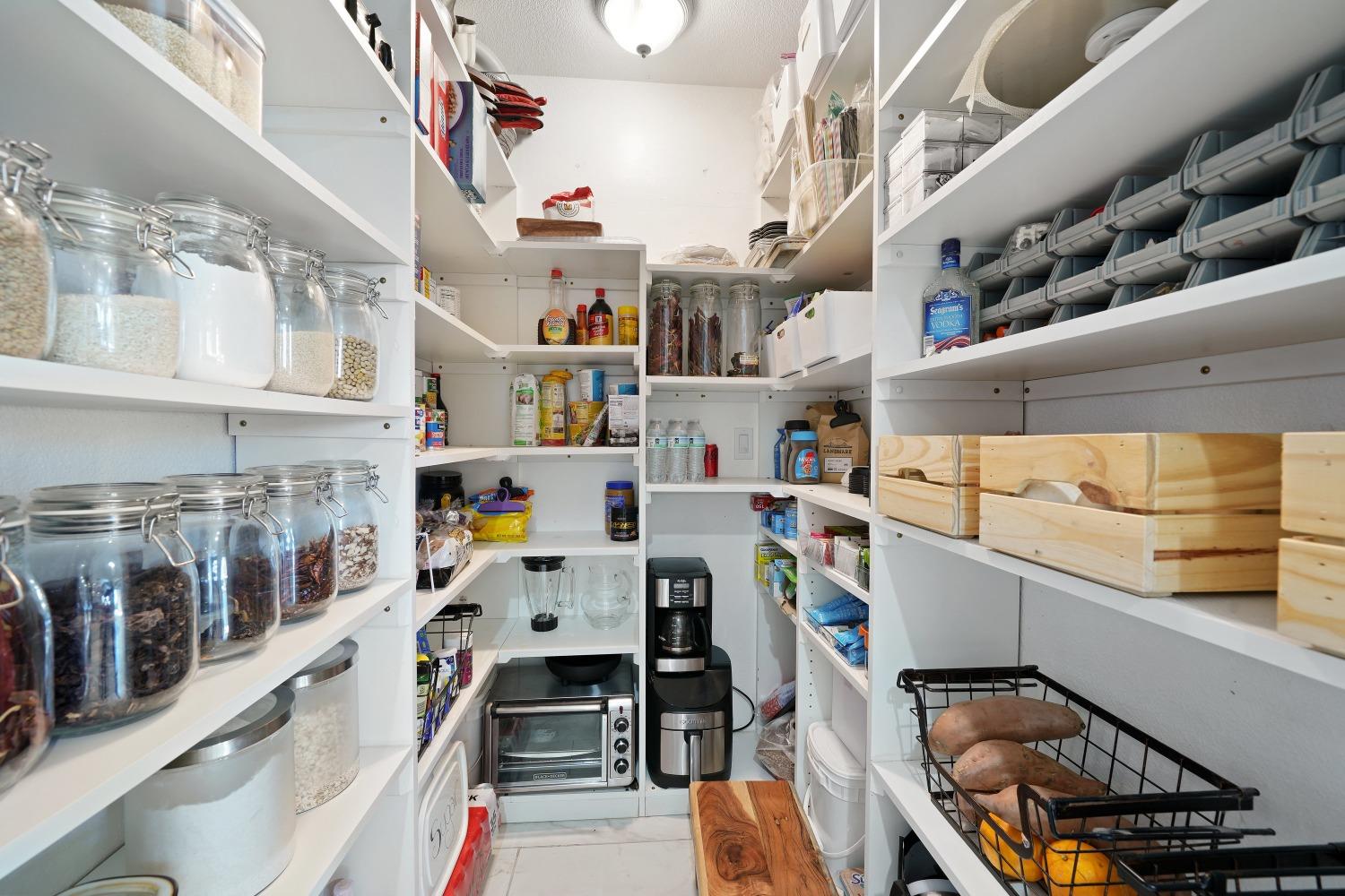 5032 Earlcort Circle