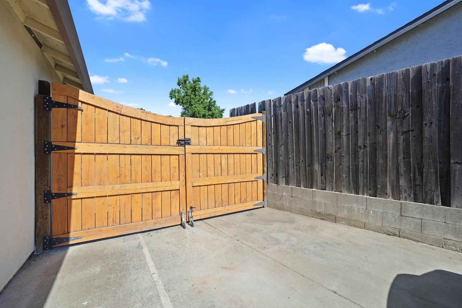 5032 Earlcort Circle