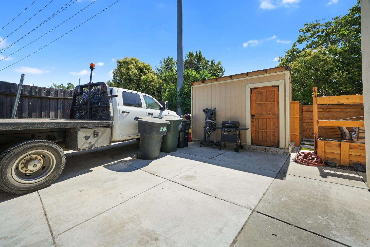 5032 Earlcort Circle