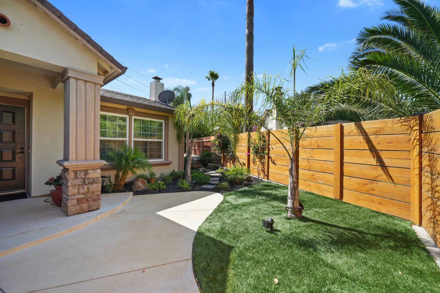 5032 Earlcort Circle