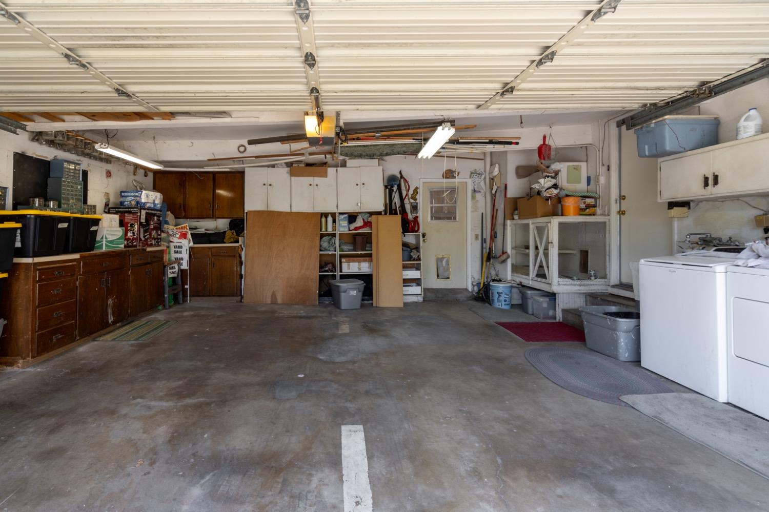 4253 De Costa Avenue