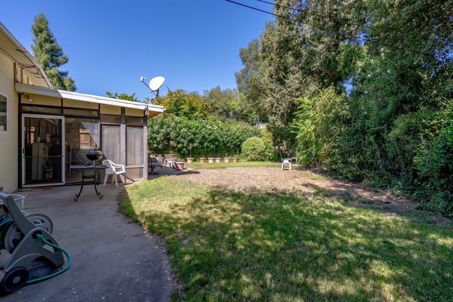 4253 De Costa Avenue