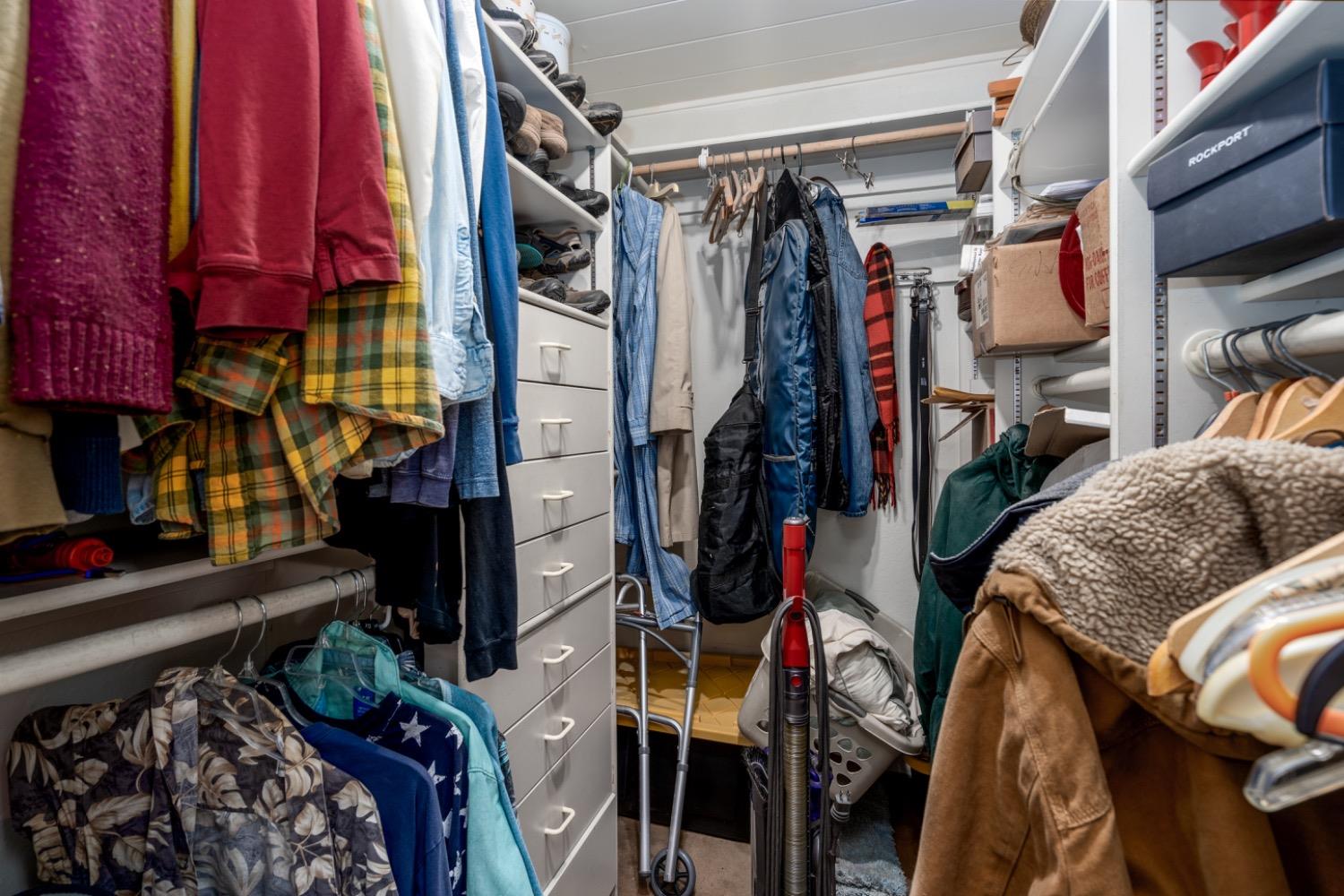 4253 De Costa Avenue