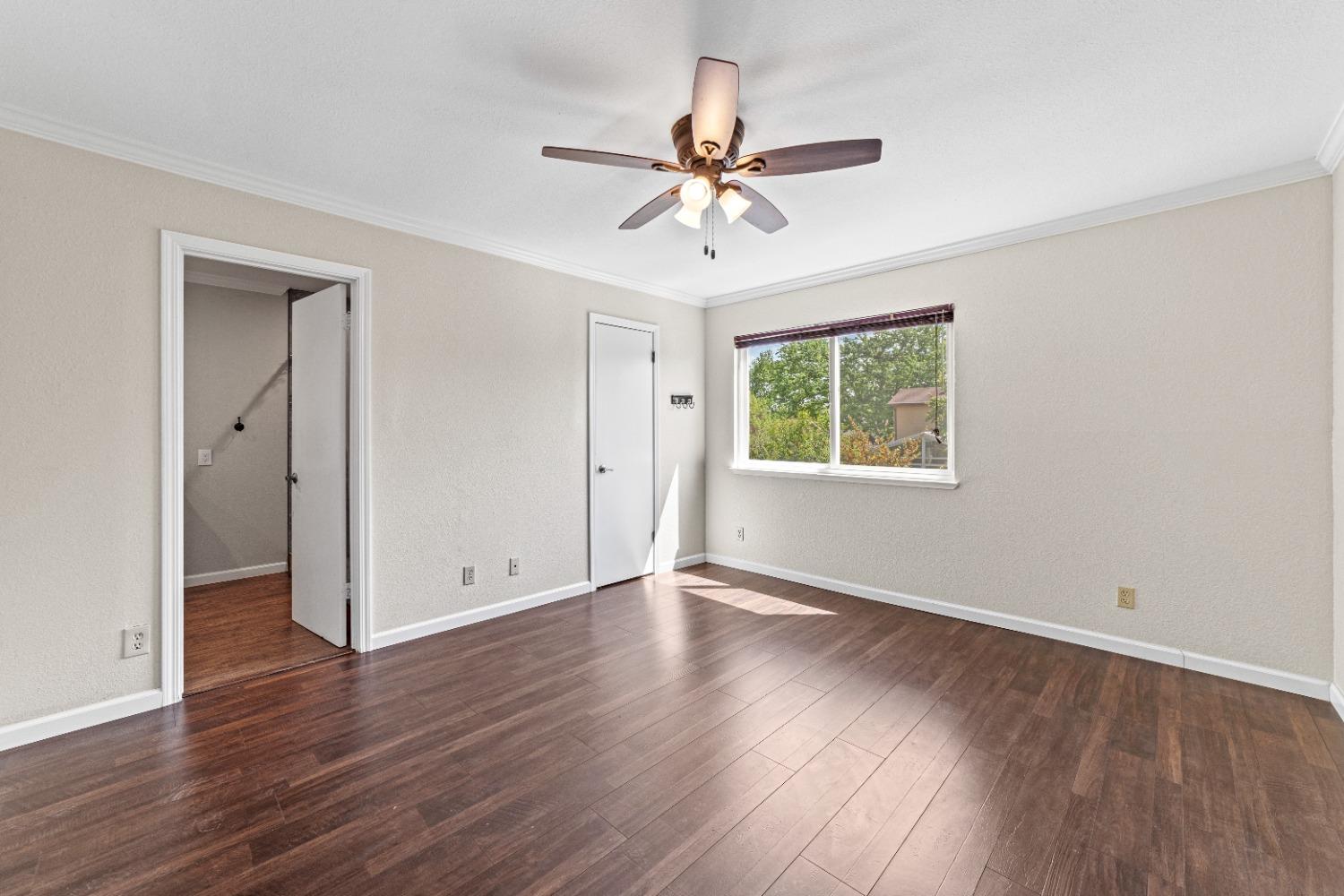 684 Los Lunas Way