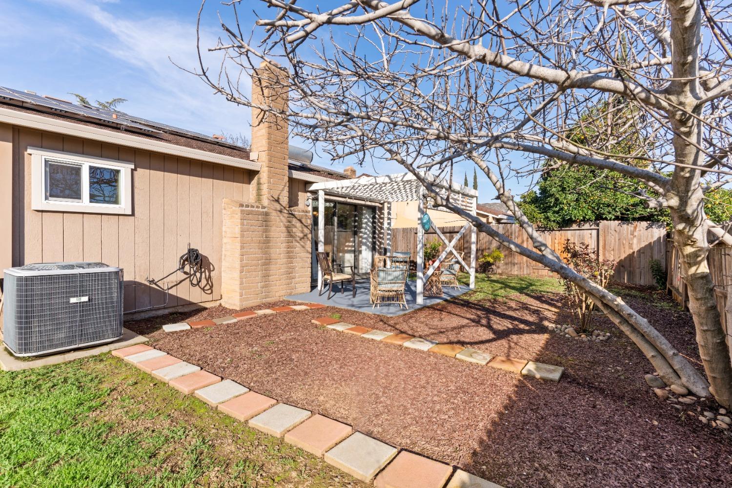 10024 Biscanewoods Way