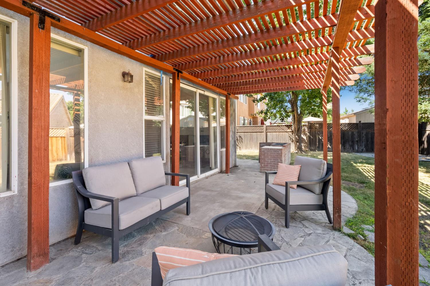 3907 Ginko Way
