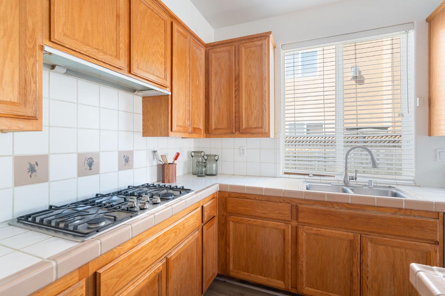 3907 Ginko Way