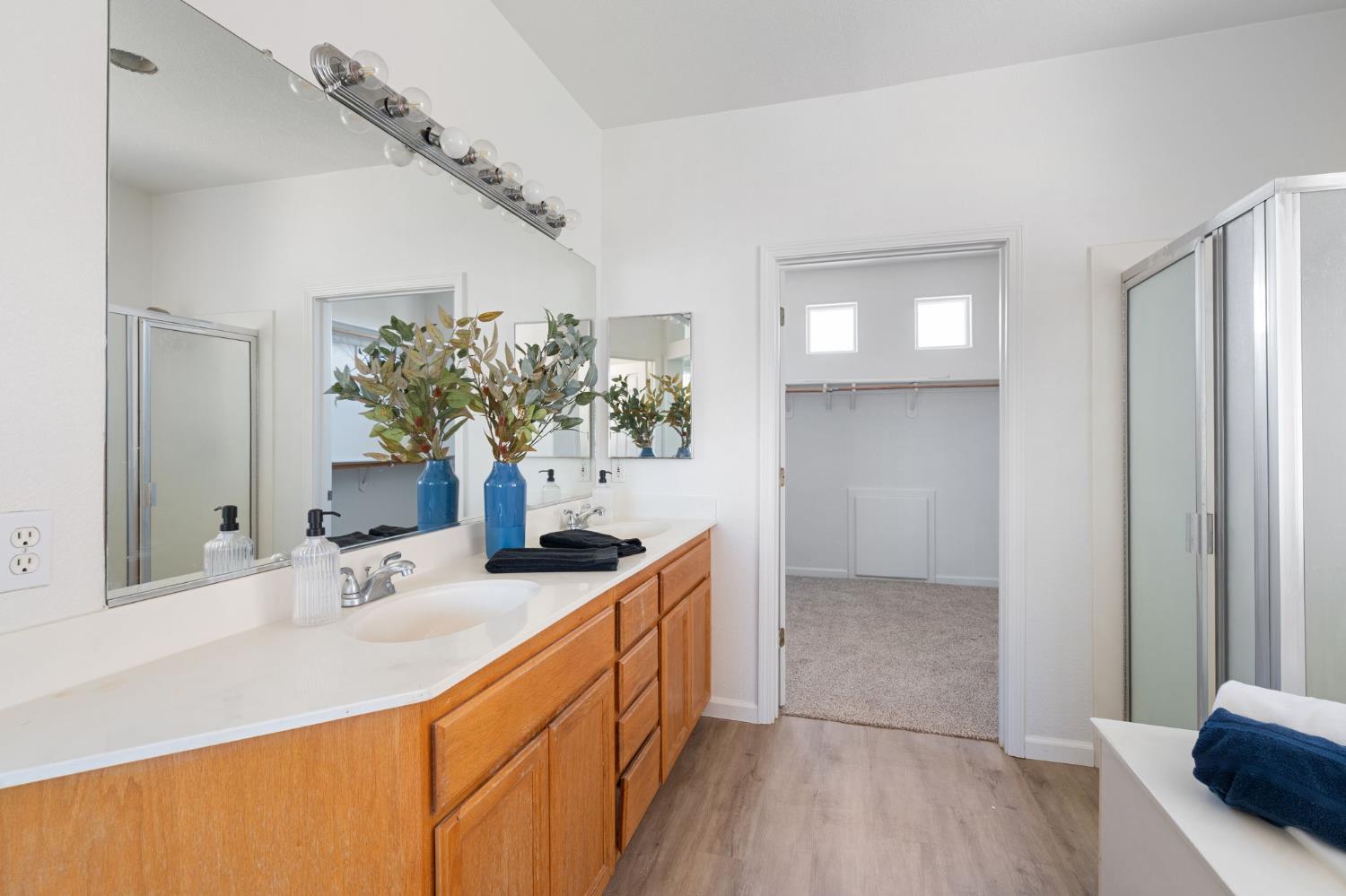 3907 Ginko Way