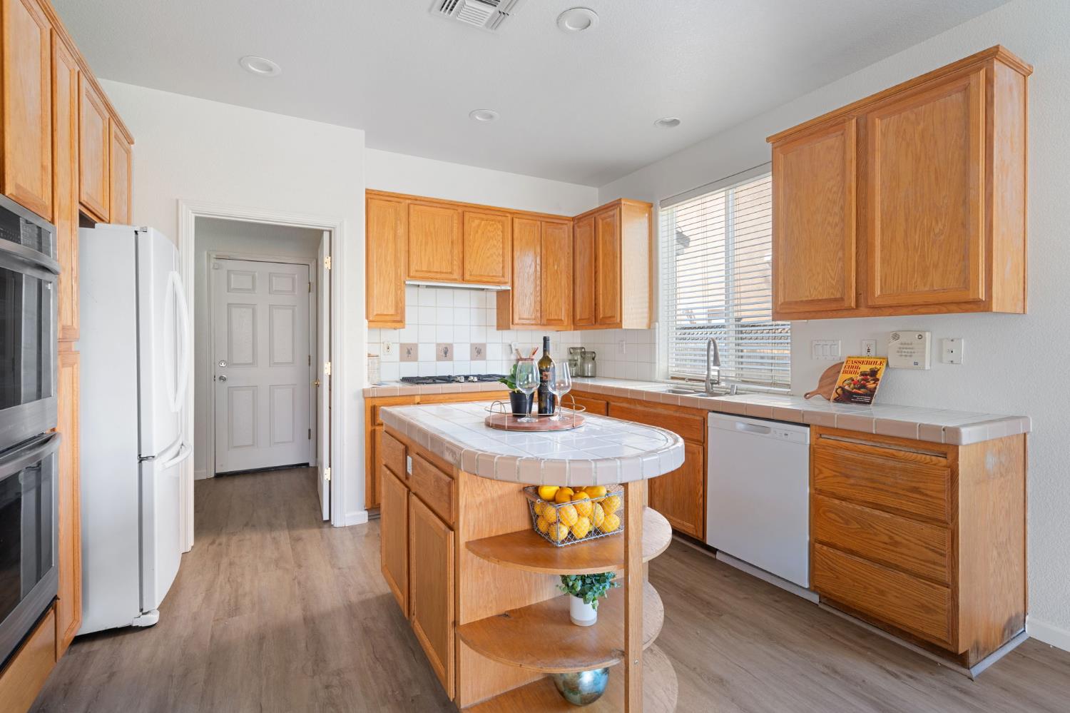 3907 Ginko Way
