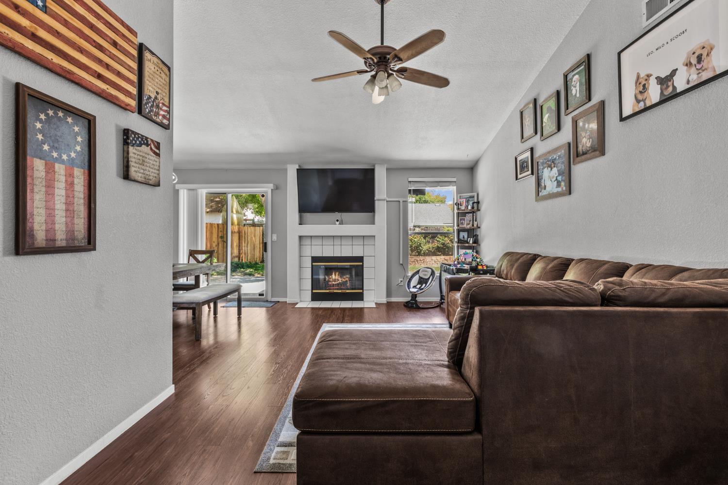 935 Anderson Wood Way