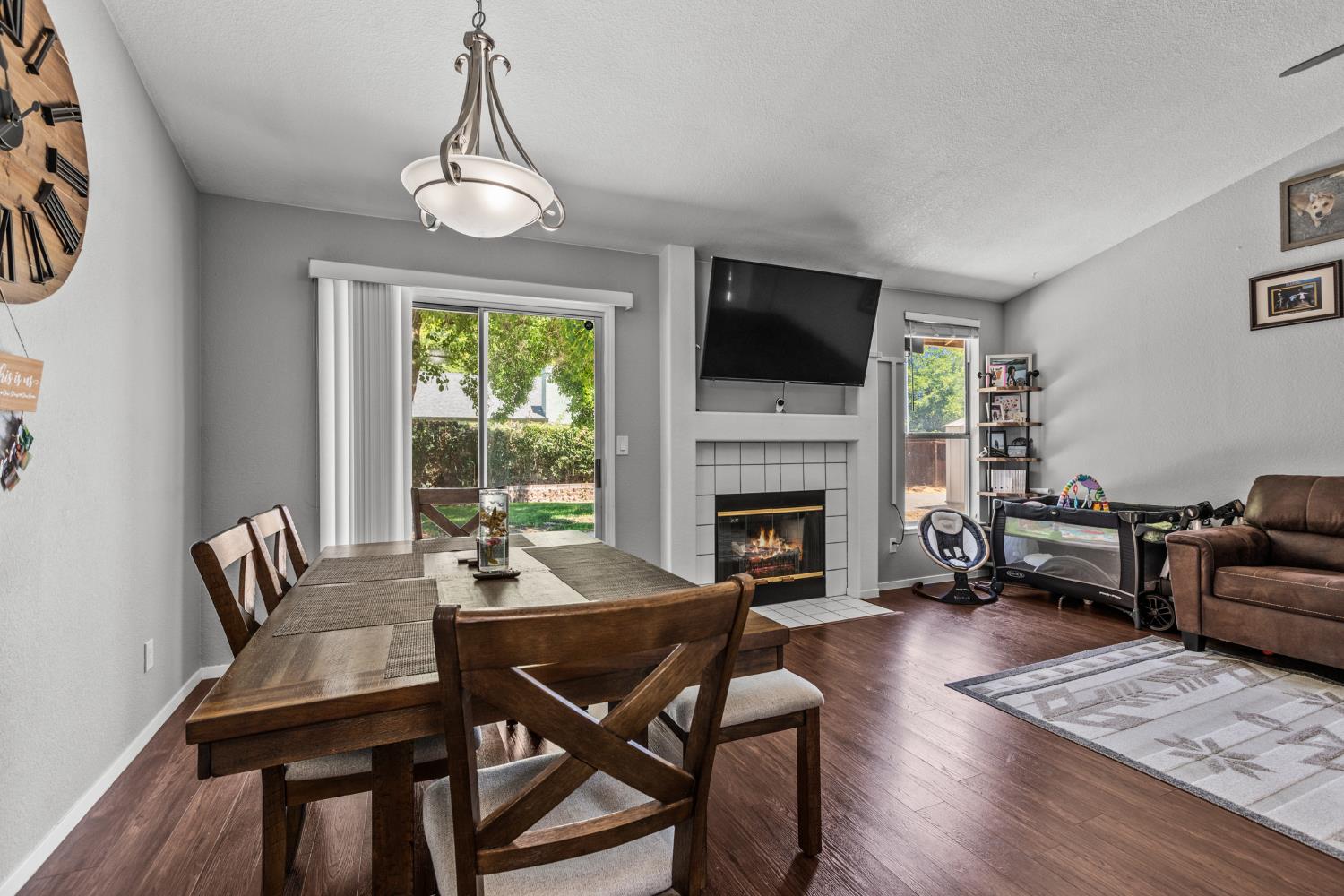 935 Anderson Wood Way