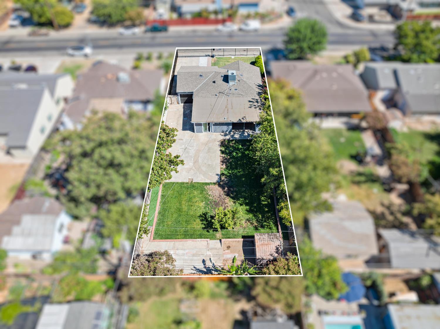 6212 Sampson Boulevard