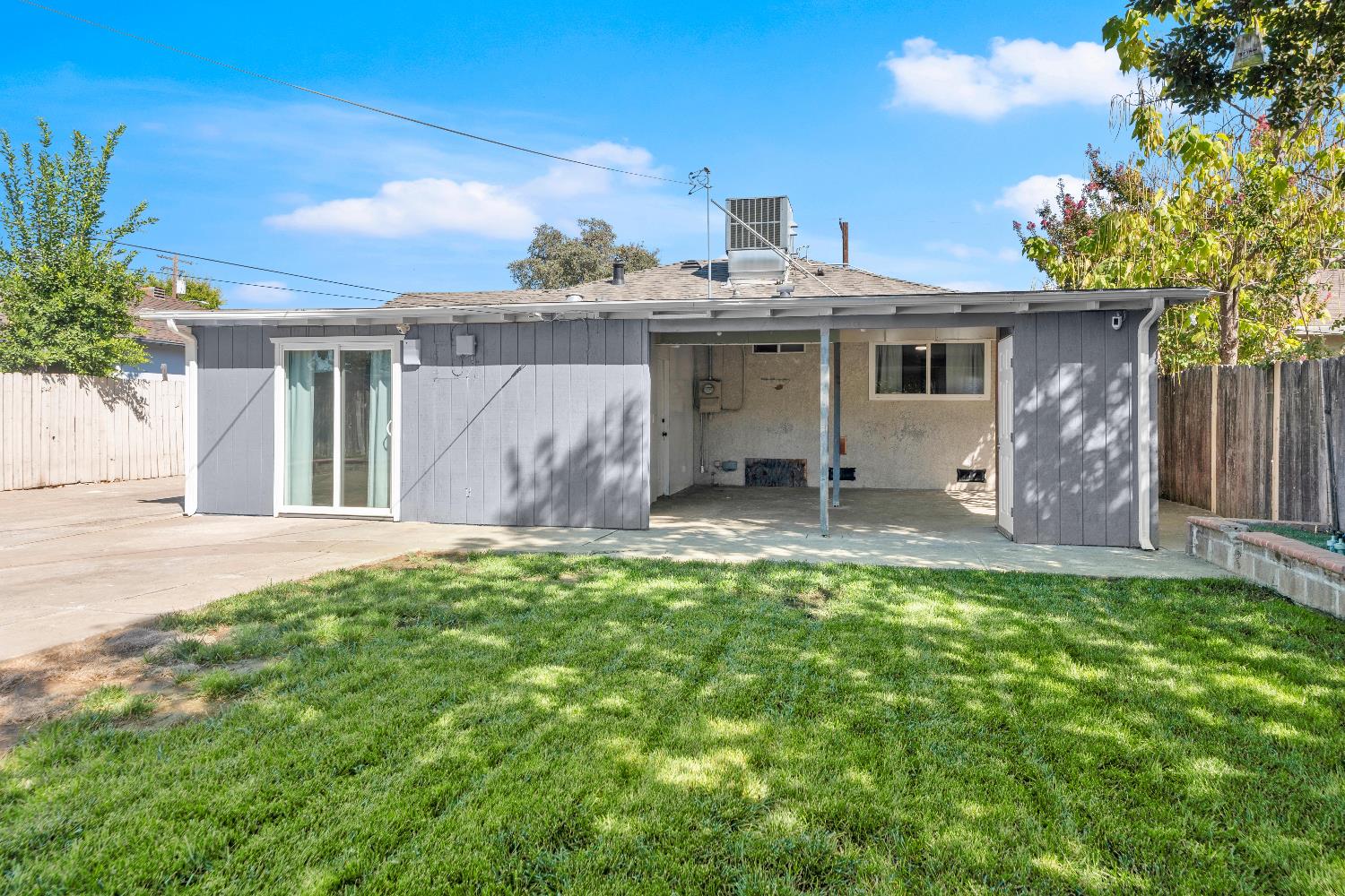 6212 Sampson Boulevard