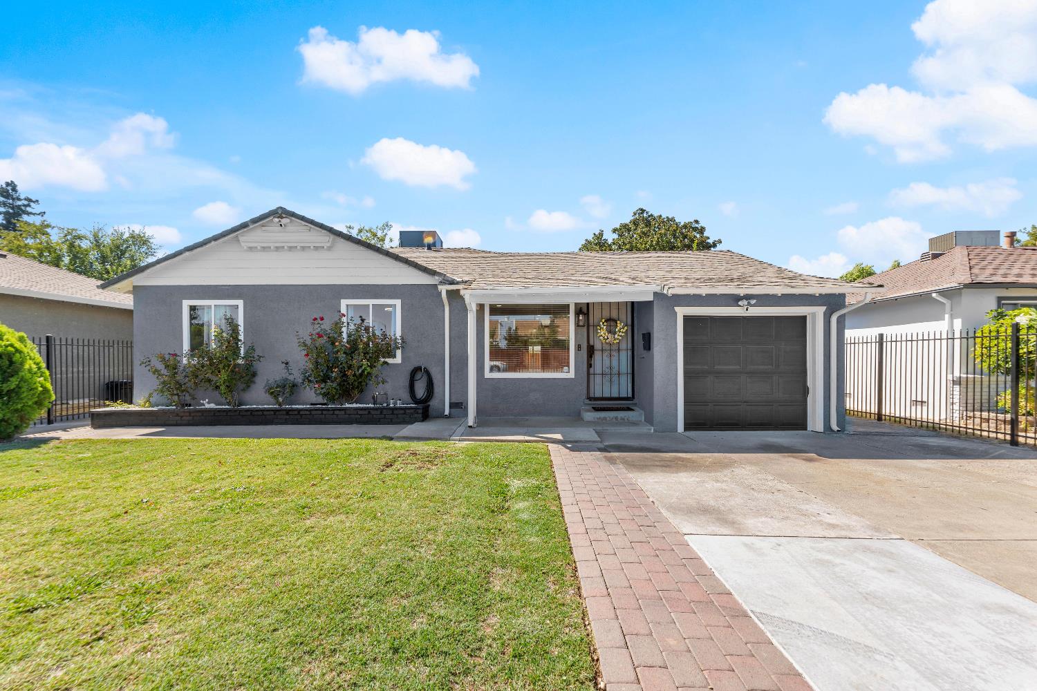 6212 Sampson Boulevard