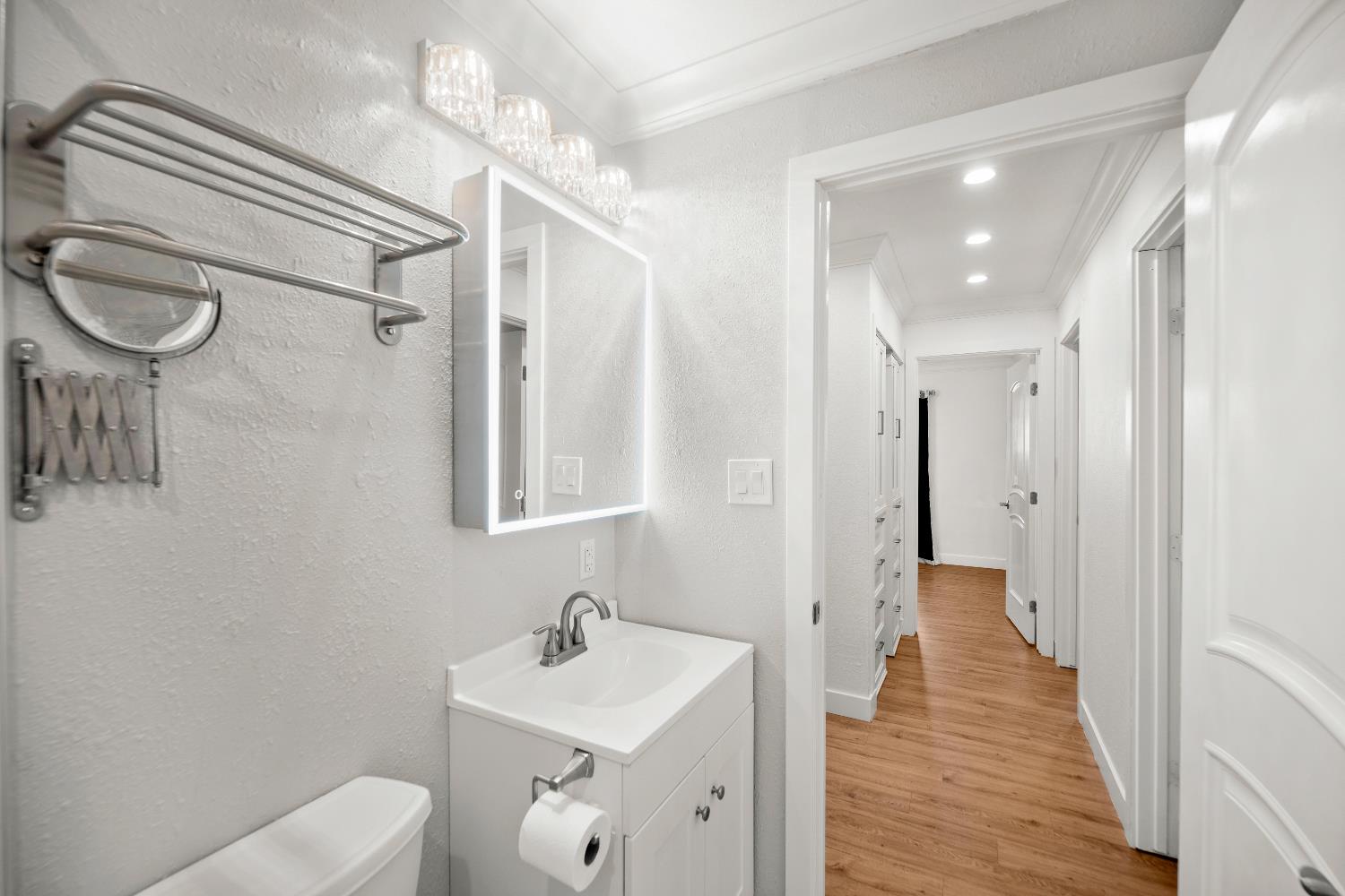 6212 Sampson Boulevard