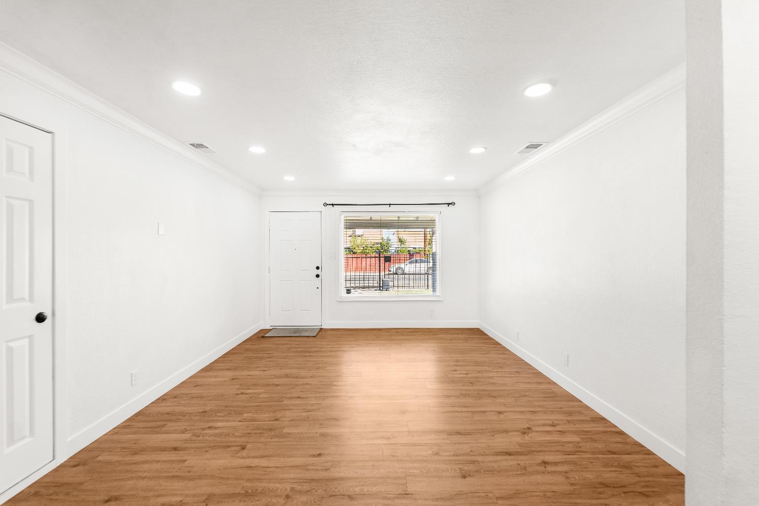 6212 Sampson Boulevard