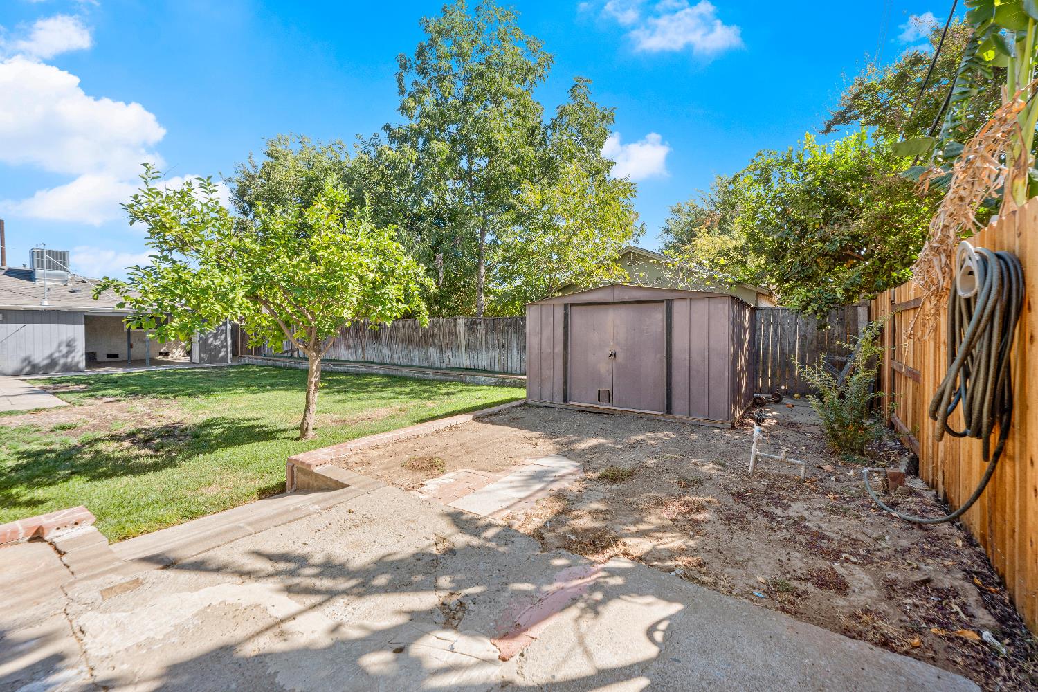 6212 Sampson Boulevard