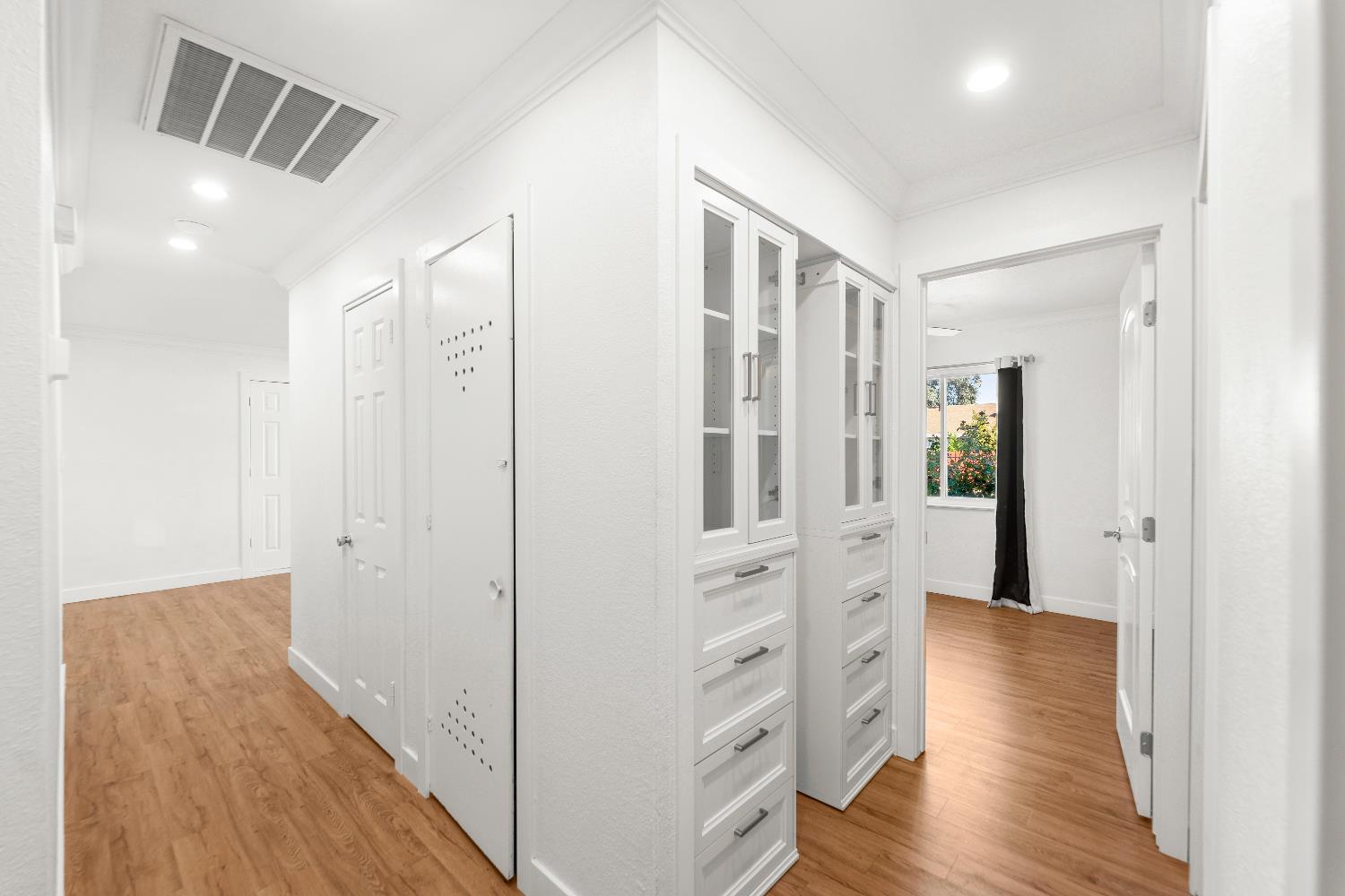 6212 Sampson Boulevard