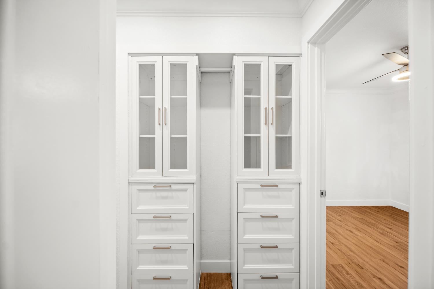 6212 Sampson Boulevard