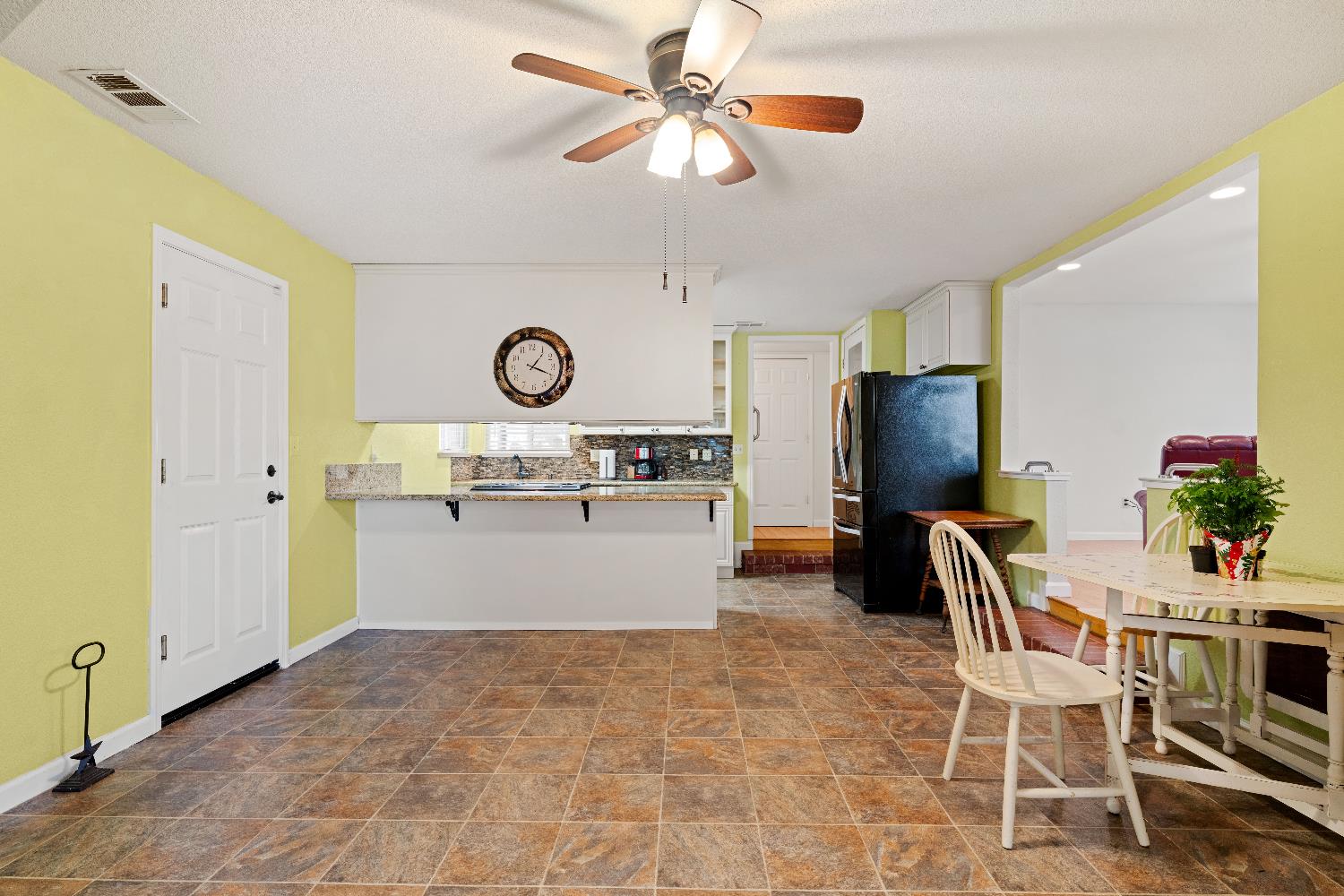 6818 Florabelle Avenue