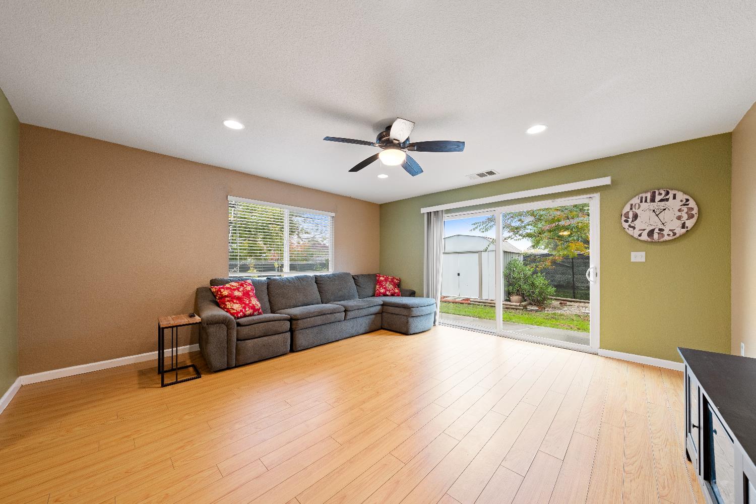 6818 Florabelle Avenue