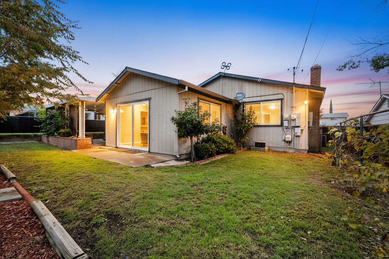 6818 Florabelle Avenue