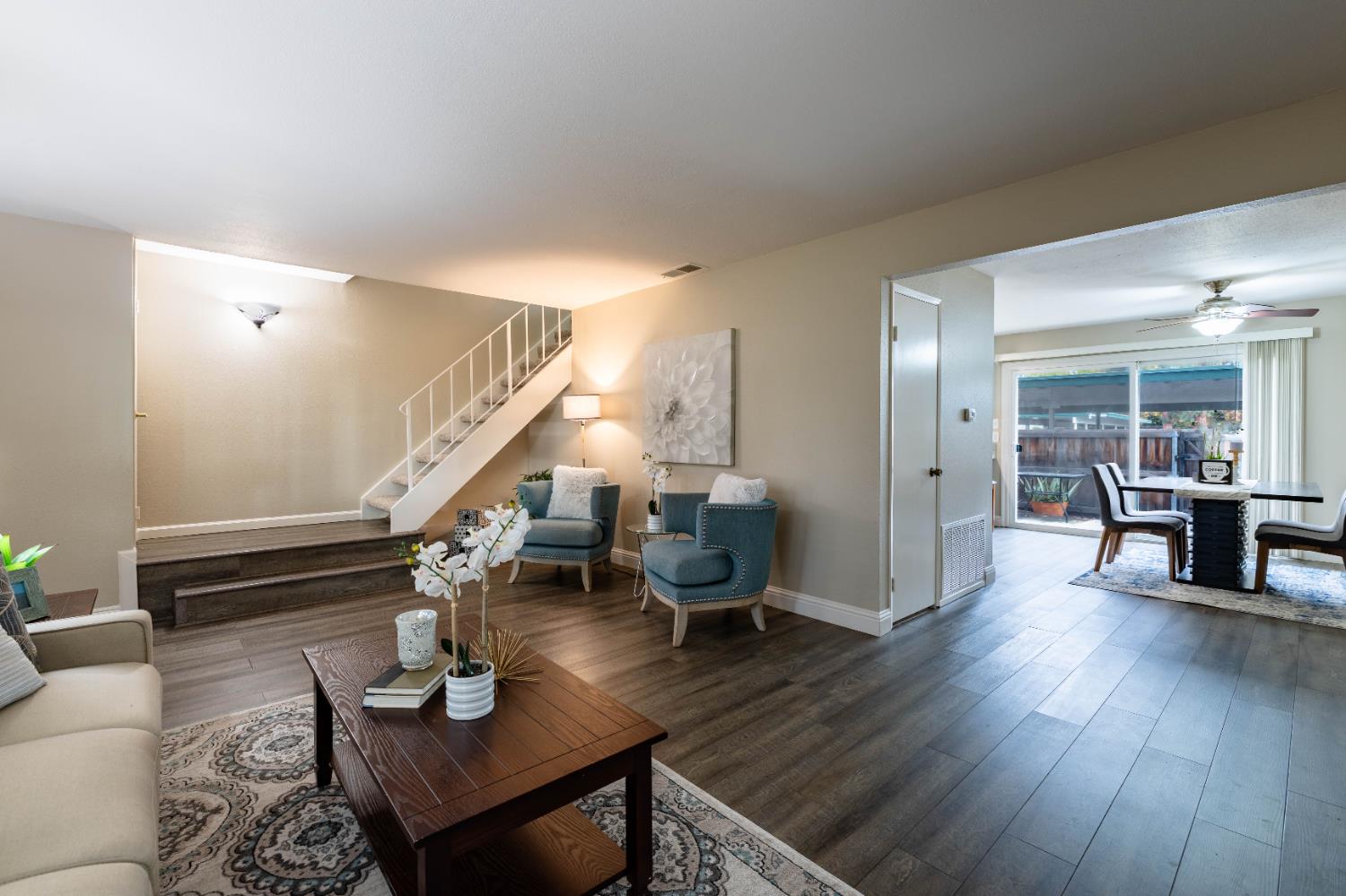 8913 Salmon Falls Drive D