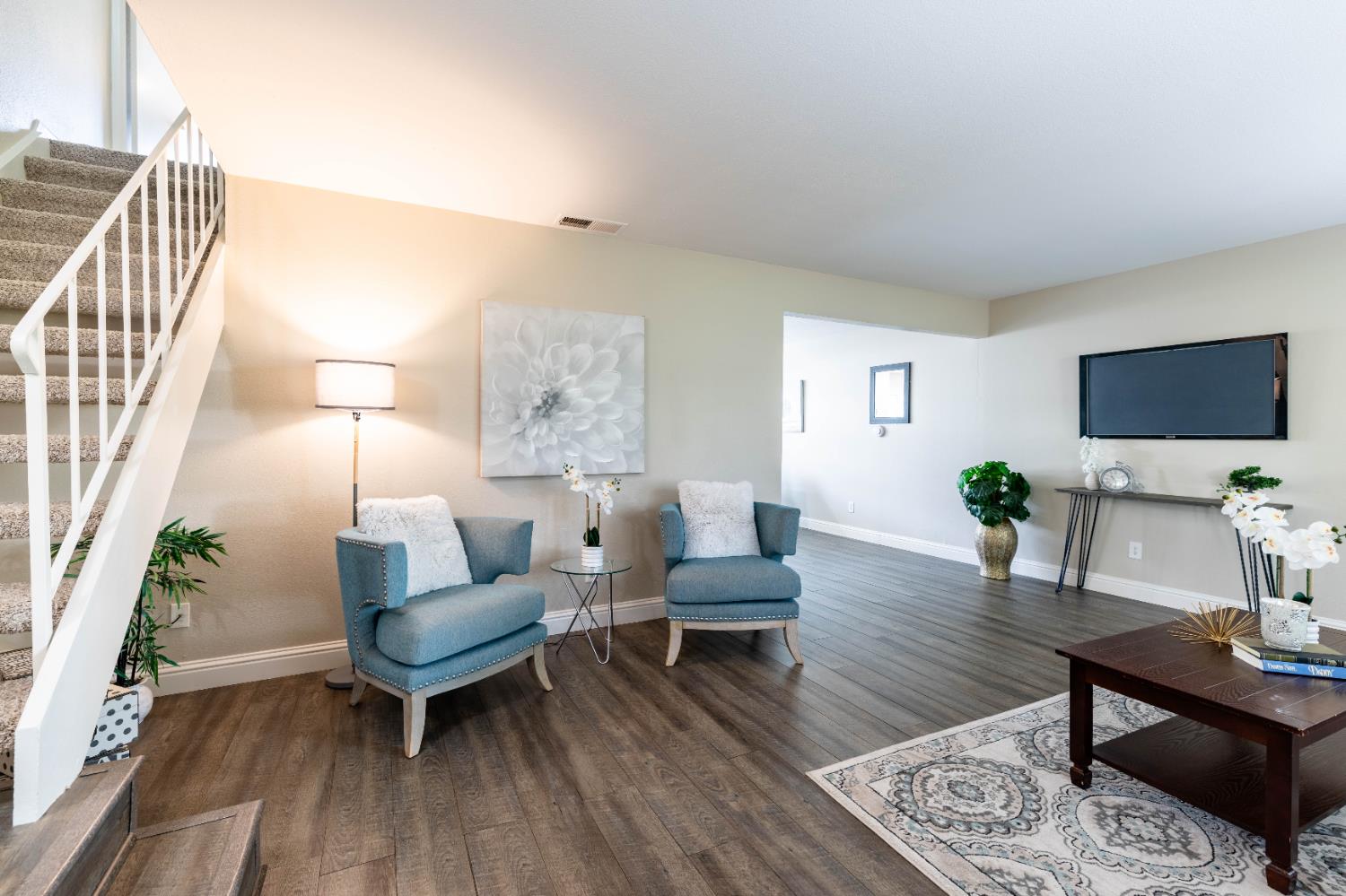 8913 Salmon Falls Drive D