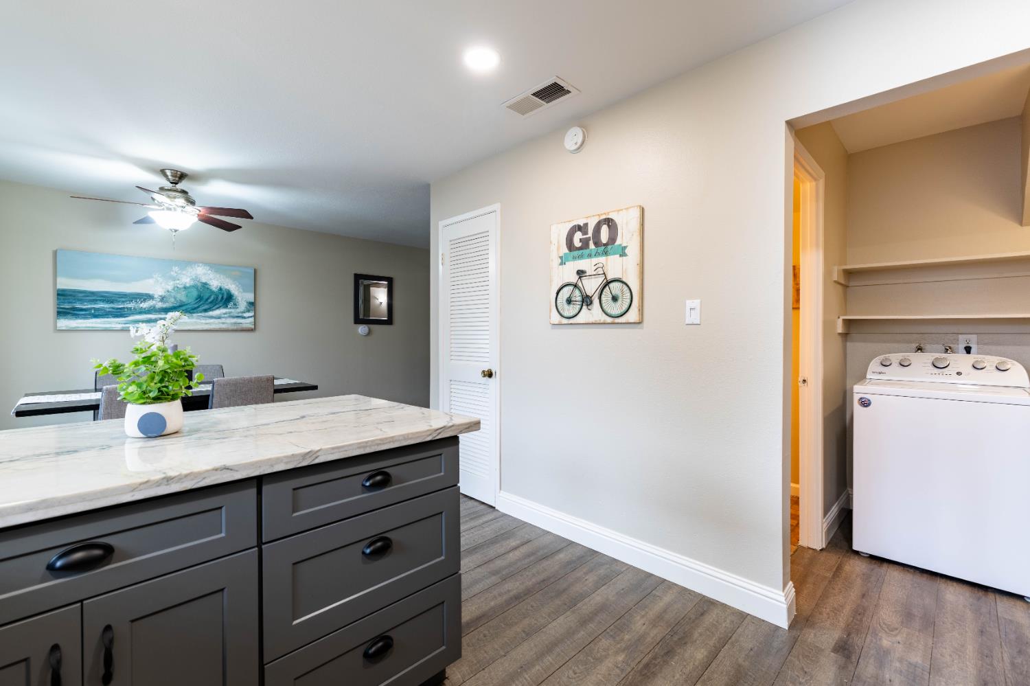 8913 Salmon Falls Drive D