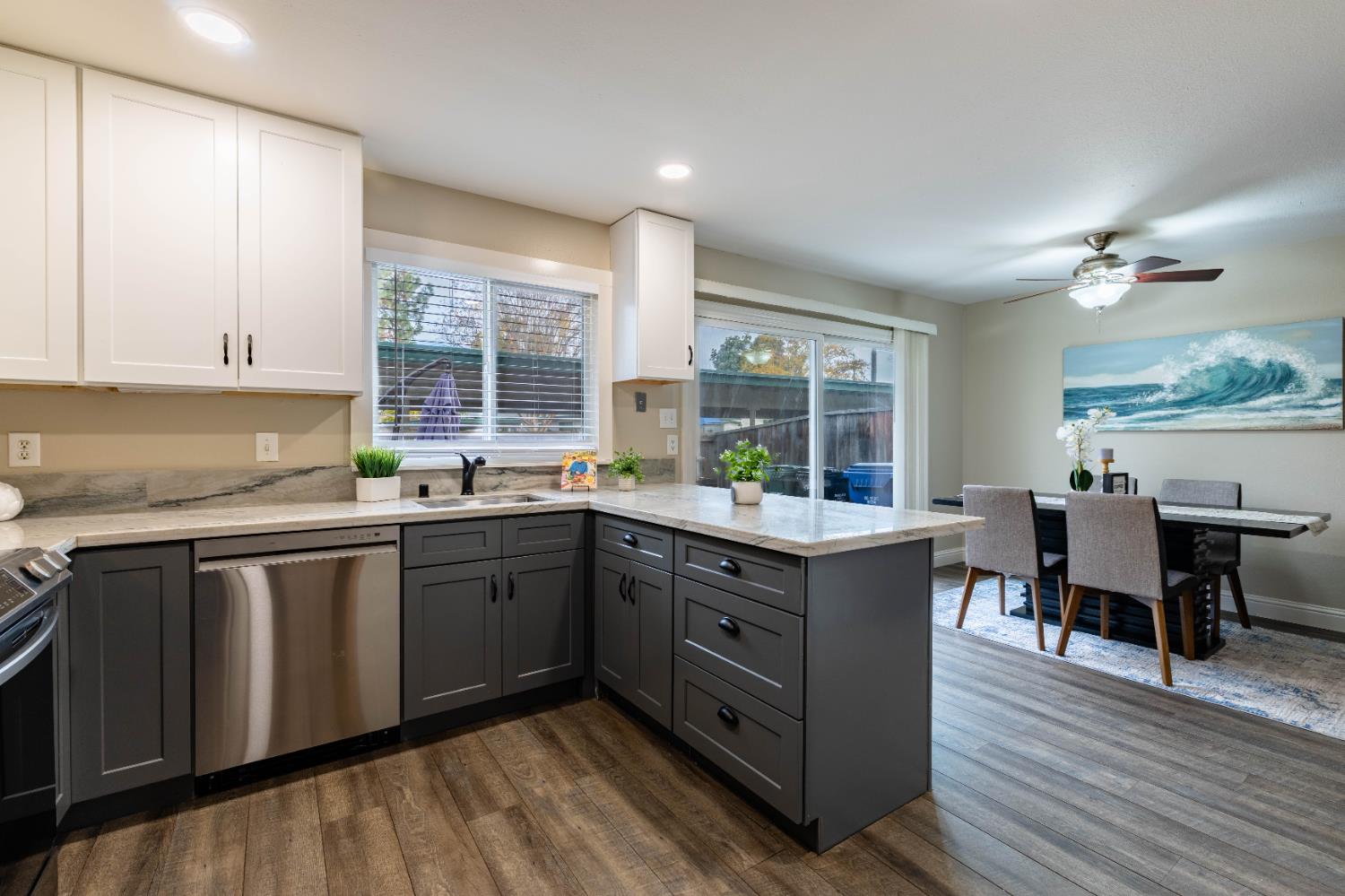 8913 Salmon Falls Drive D