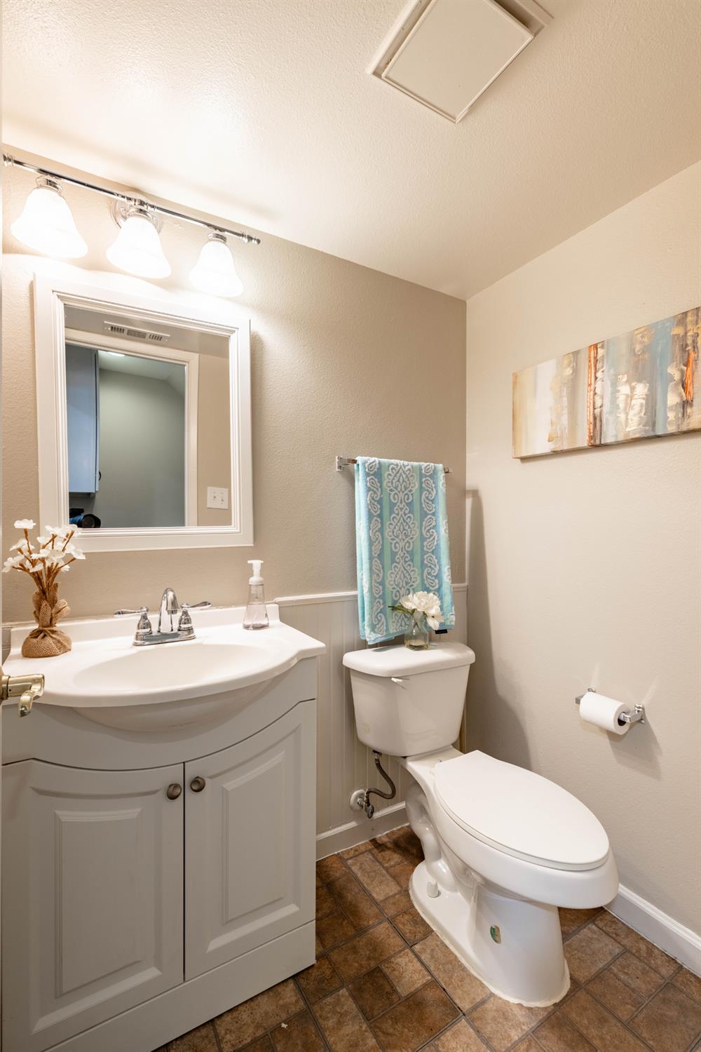 8913 Salmon Falls Drive D