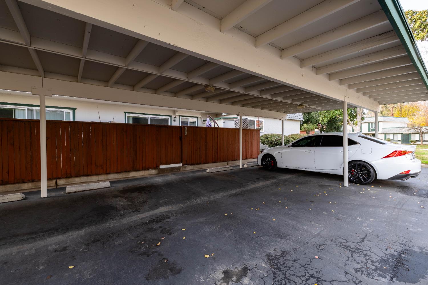 8913 Salmon Falls Drive D