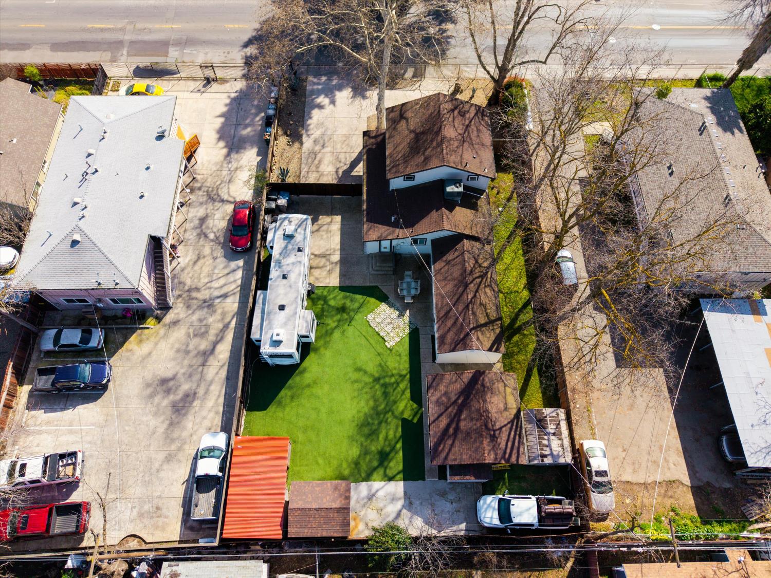 311 W El Camino