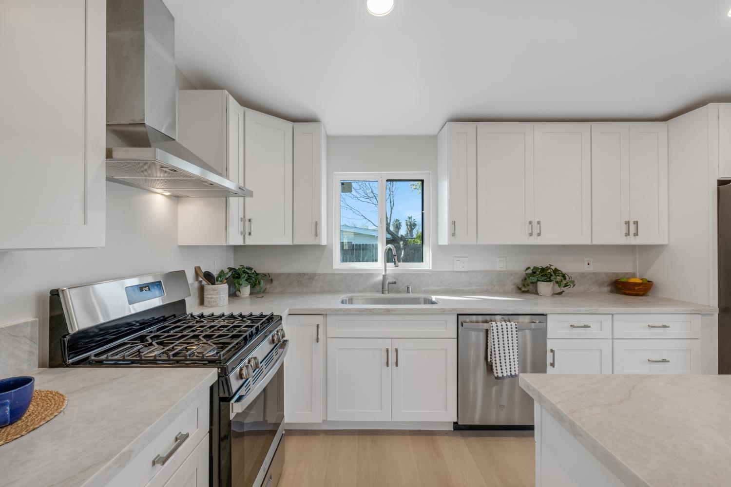 3628 Floral Drive