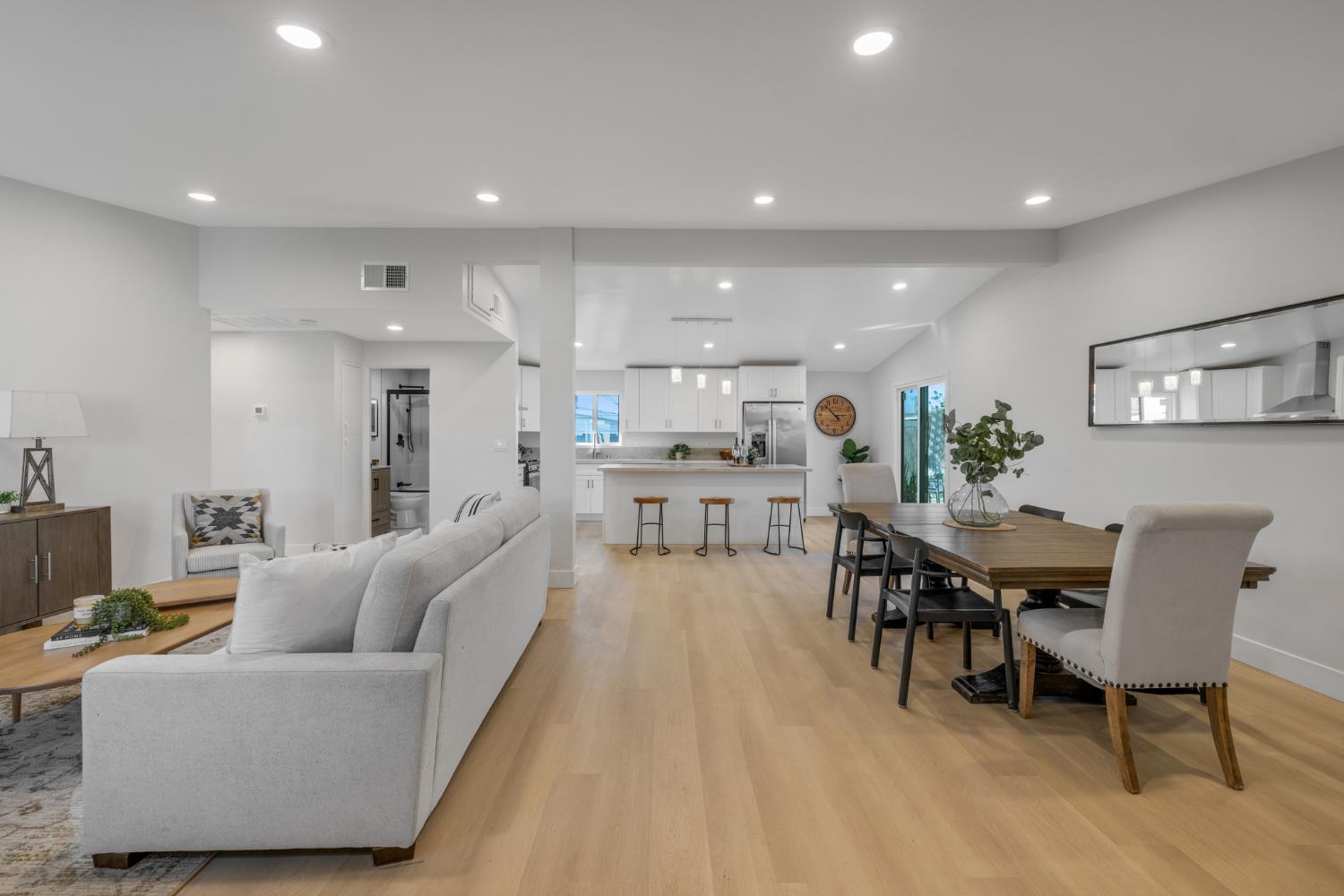 3628 Floral Drive