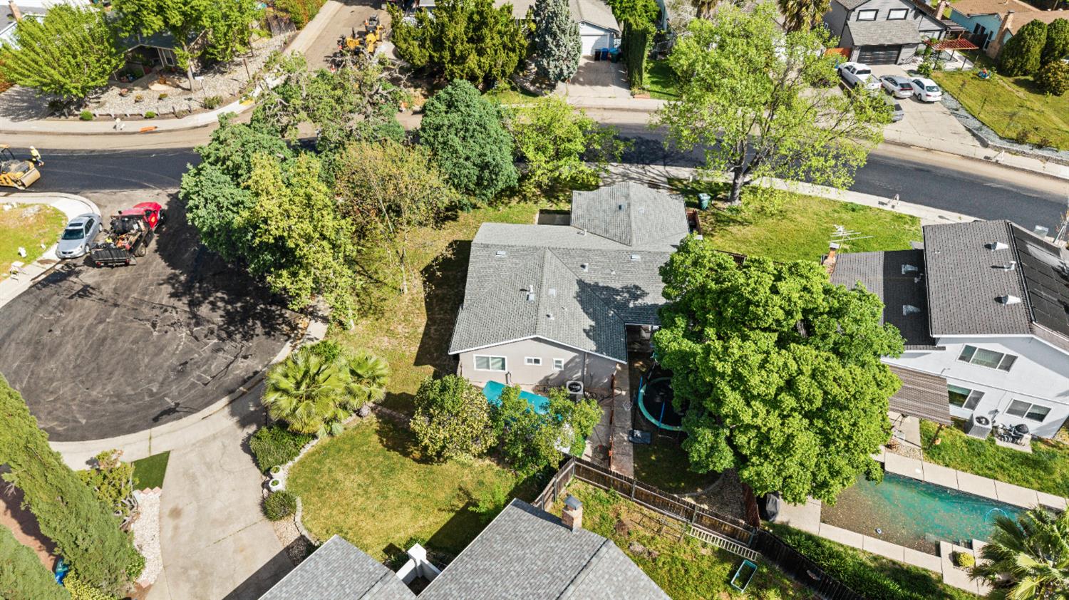 6935 Woodside Drive